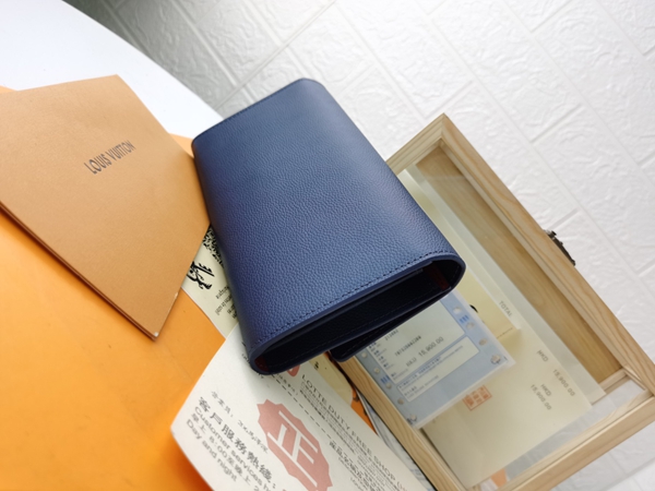 LVコピーウォレット側面デザイン